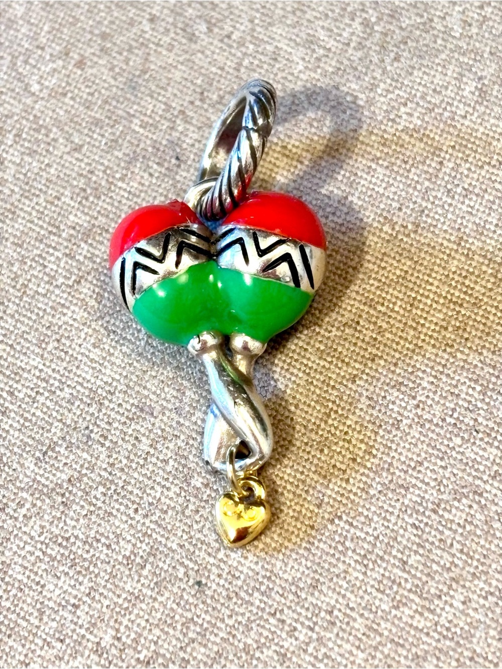 🆕 Brighton Maracas charm Green & red enamel bands on Silver Mini gold heart